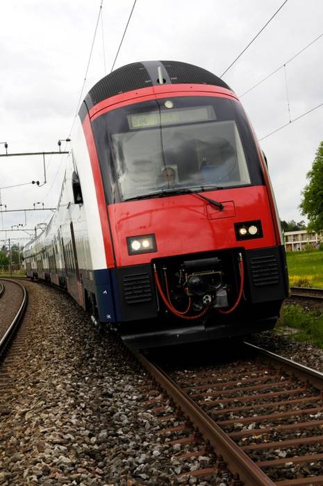 Czoło RABe 514 może budzić zastrzeżenia stylistyczne. Fot. SBB