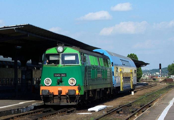 Ten widok stał się już przeszłością SU45-263 w Grudziądzu. Fot. Wikimedia Commons