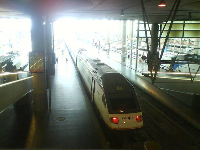 Skład S-104 produkcji Alstom i CAF. Fot. commons.wikimedia.org