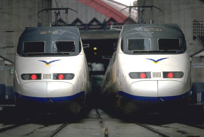 Składy AVE S-100. Fot. Alstom