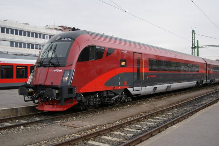 Wagon sterowniczy składu Railjet. Fot. R. von Bagratuni