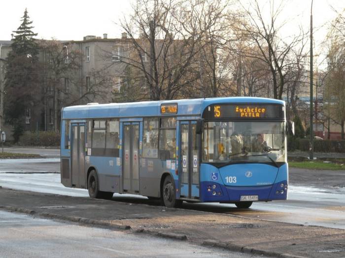 Jelcz M121I zakupiony po wygraniu przetargu na obsługę linii 25 fot. P.Piech