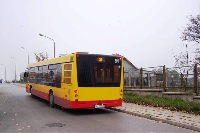 Autobusy MAZ 203 na ulicach Kielc. źródło: www.komunikacja-kielce.pl;fot. Jerzy Stradomski