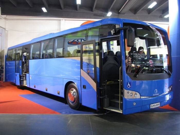 Autobus Autosan A12.13C Eurolider podczas premiery na targach Transexpo 2008 w Kielcach. Fot. D. Więcławski