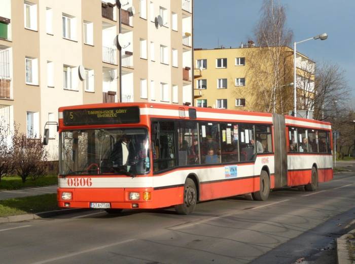 MAN NG272 sprowadzony z KVB Köln w nowych barwach zakładowych fot. P.Piech