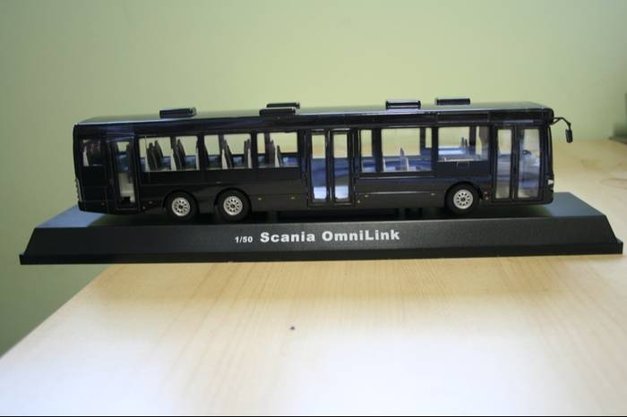 „Express Grand Prix 2009”–piękny model autobusu Scania OmniLink w skali 1:50.
