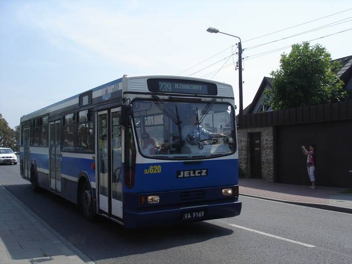 Autobus wystawiony na sprzedaż przez MPK Kraków