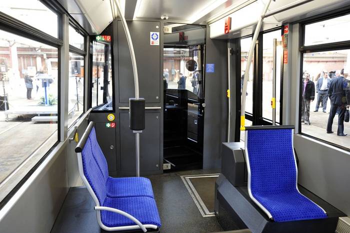 Zmodernizowany tramwaj widok na kabinę motorniczego. Fot. SWM-MVG