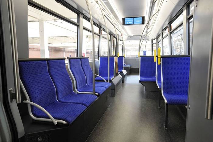 Widok na trzeci człon tramwaju zmodernizowanego. Fot. SWM-MVG