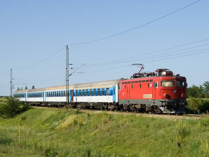 Również wagony Goša przypominają o polskim pochodzeniu konstrukcji. Fot. David Gubler, Wikimedia Commons, GFDL