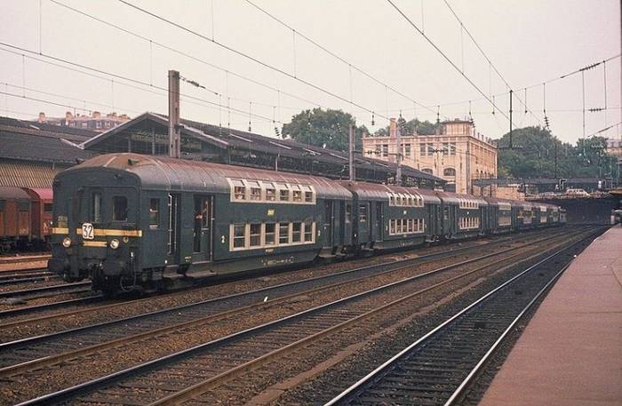 Skład wagonów voiture á étages. Fot. Didier Duforest, Wikimedia Commons, GFDL