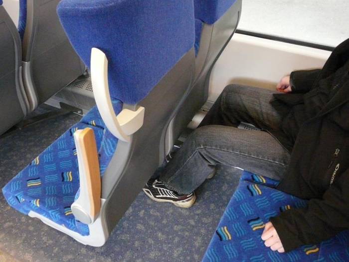 Przestrzeń na nogi jest wystarczająca. Fot. P. Piech