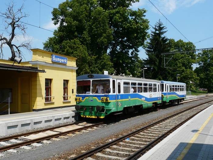 Pociąg Železnice Desná na stacji Šumperk. Fot. P. Piech