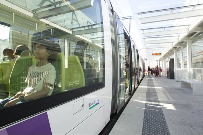 Nowoczesna infrastruktura przystankowa. Fot. Thierry Bonnet, Ville d Angers