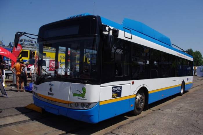 Solaris Trollino 12