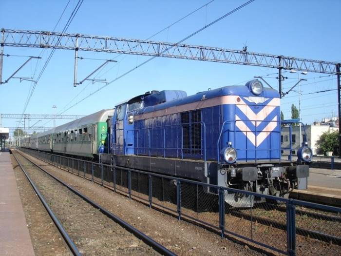 PKP Intercity chcą zlecić obsługę lokomotyw SM42