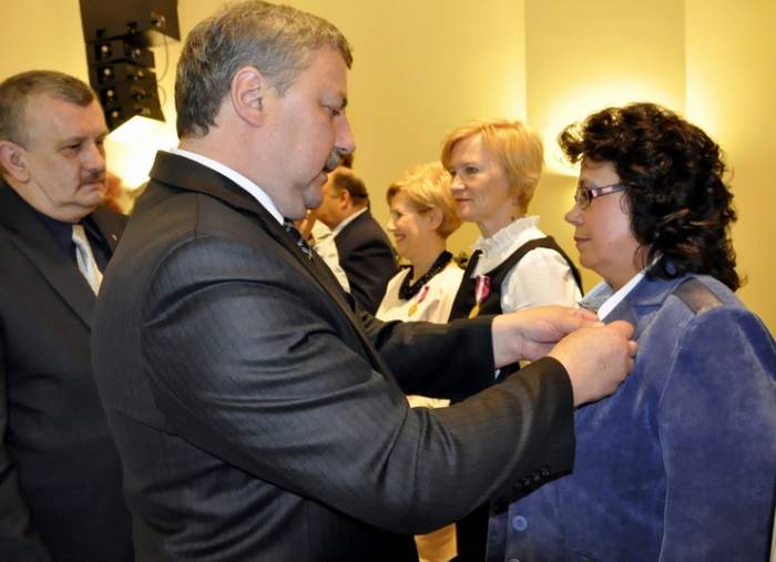 11 października Janusz Hajdukowski, wiceprezydent Elbląga wziął udział w uroczystościach z okazji jubileuszu 20-lecia Zarządu Komunikacji Miejskiej i spółki Tramwaje Elbląskie, podczas których zostały nadane odznaczenia państwowe dla zasłużonych pracowników obu firm