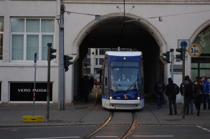 Tramino wyrusza na paradę ulicami Jeny
