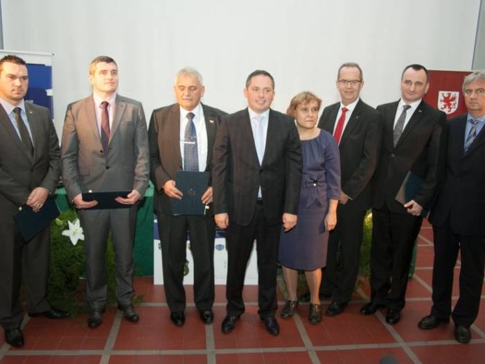 12 grudnia, w imieniu partnerów Inicjatywy CETC-ROUTE65 złożone zostały podpisy pod aktem założycielskim nowej formuły organizacji Inicjatywy