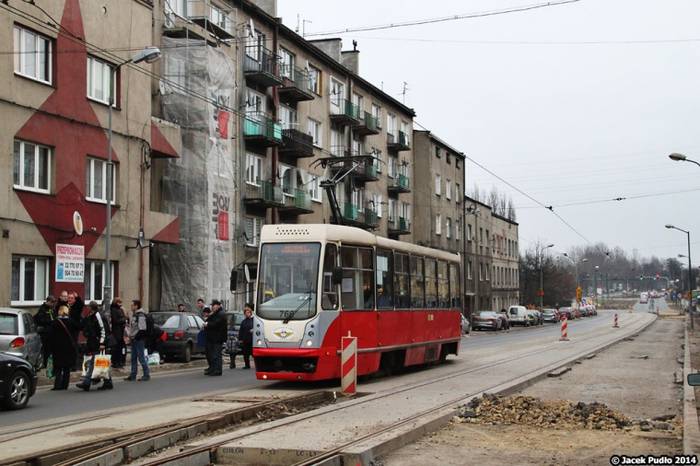 tram768_760