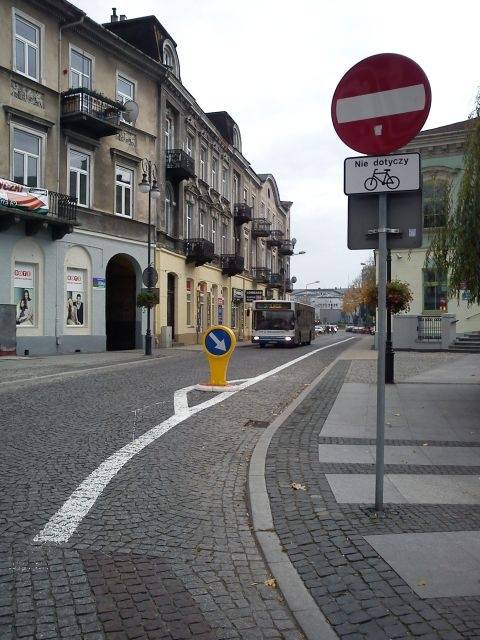 kontrapas_traugutta_1