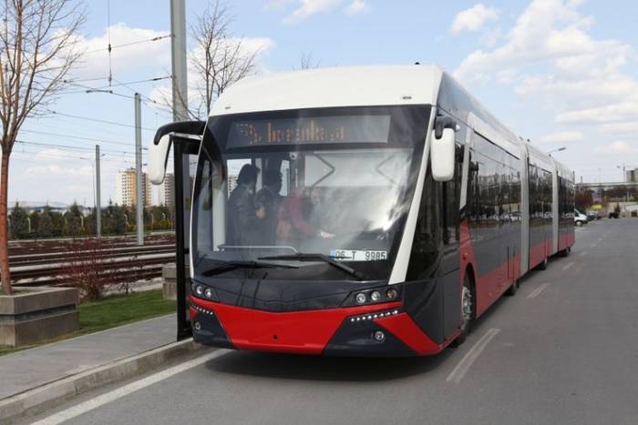 Pierwszy egzemplarz Bozankaya Trambus