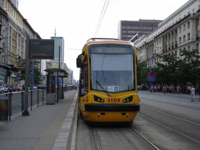 Spółka Tramwaje Warszawskie ogłosiła przetarg na budowę i serwis tablic Systemu Informacji Pasażerskiej
