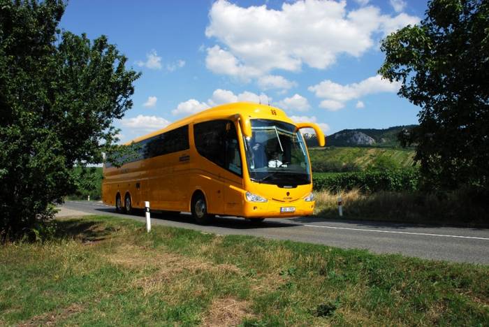 Autobusy Irizar-Volvo PB w barwach Student Agency