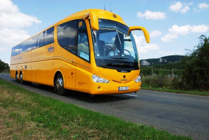 Autobusy Irizar-Volvo PB w barwach Student Agency