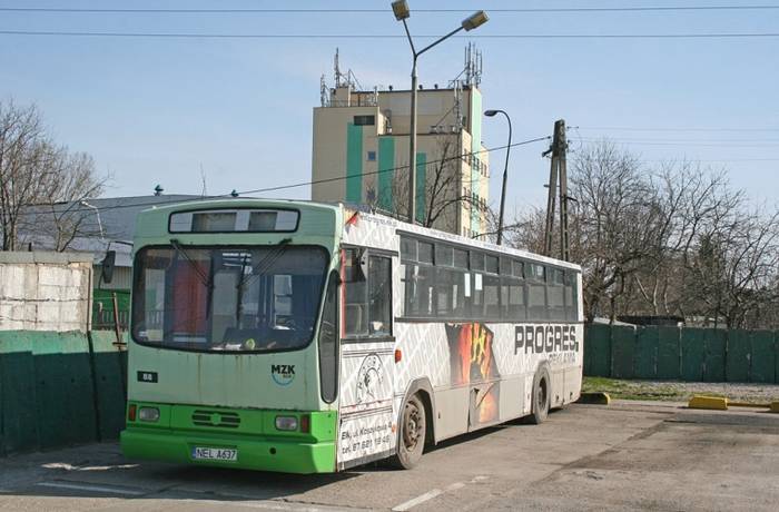Jelcz M120 w barwach MZK Ełk. Te autobusy zostaną zastąpione przez najnowsze Mercedesy