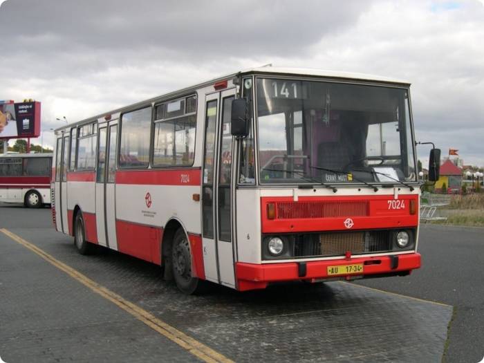 1_i_front_760