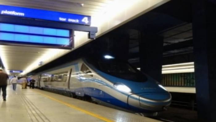 Pendolino na Dworcu Centralnym (źródło: TVP 1)