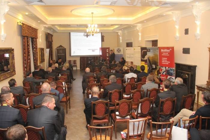 W dniach 28-29 października br., w Pałacu Odrowążów w Chlewiskach odbyło się zgromadzenie wyborcze Polskiego Stowarzyszenia Przewoźników Autokarowych