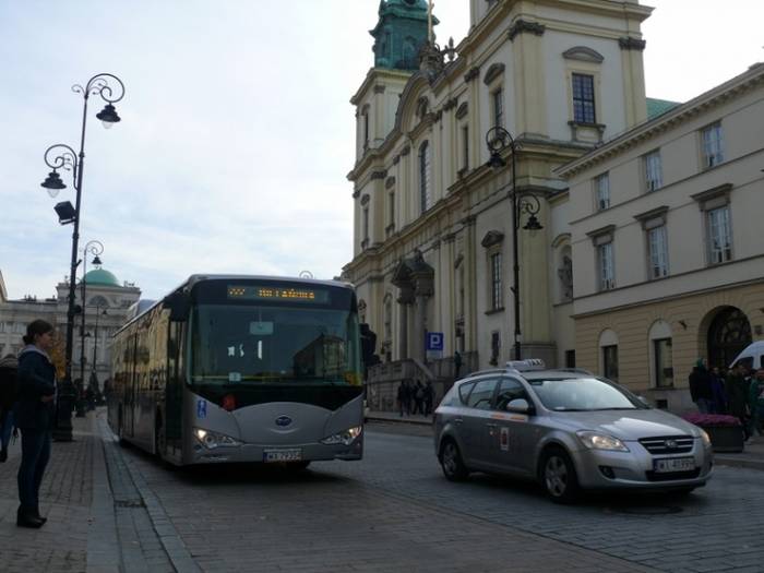 BYD eBus podczas testów w Warszawie