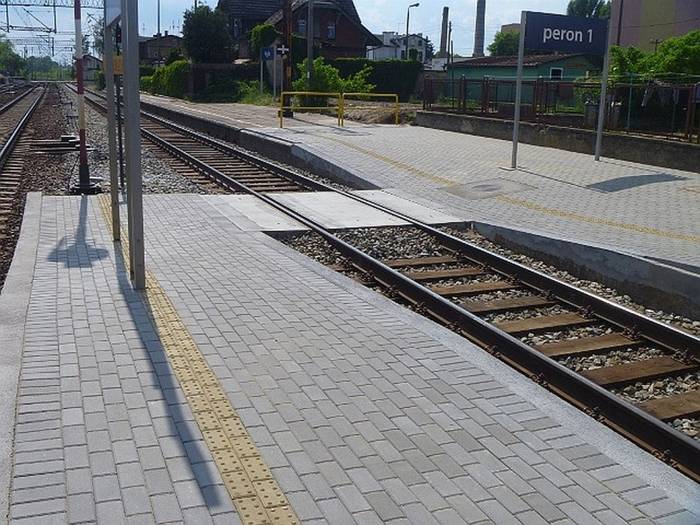 Stacja Pelpin z zmodernizowaną infrastrukturą kolejową PKP 