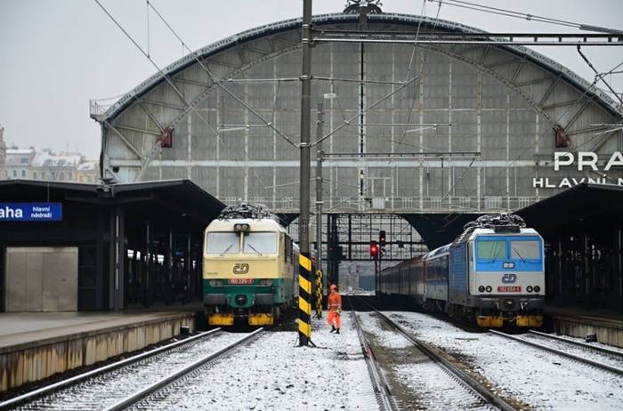 Unieruchomione pociągi CD na stacji Praha hl.n. (foto: CD)