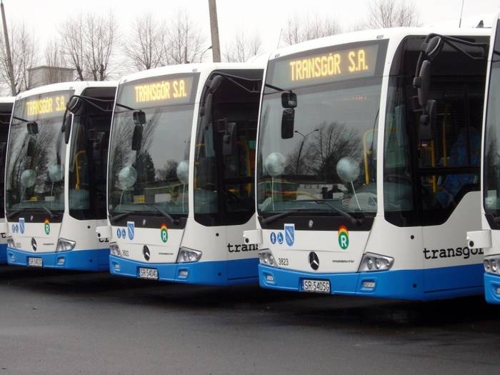 Nowe autobusy Mercedes-Benz Conecto LF w barwach Transgór Rybnik. fot. Radio90.pl 