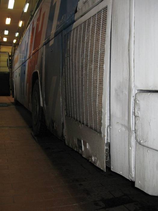 W dniu 10 lutego inspektorzy transportu drogowego z Bydgoszczy patrolując teren miasta, zauważyli autokar przewożący dzieci, który pozostawiał za sobą kłęby dymu