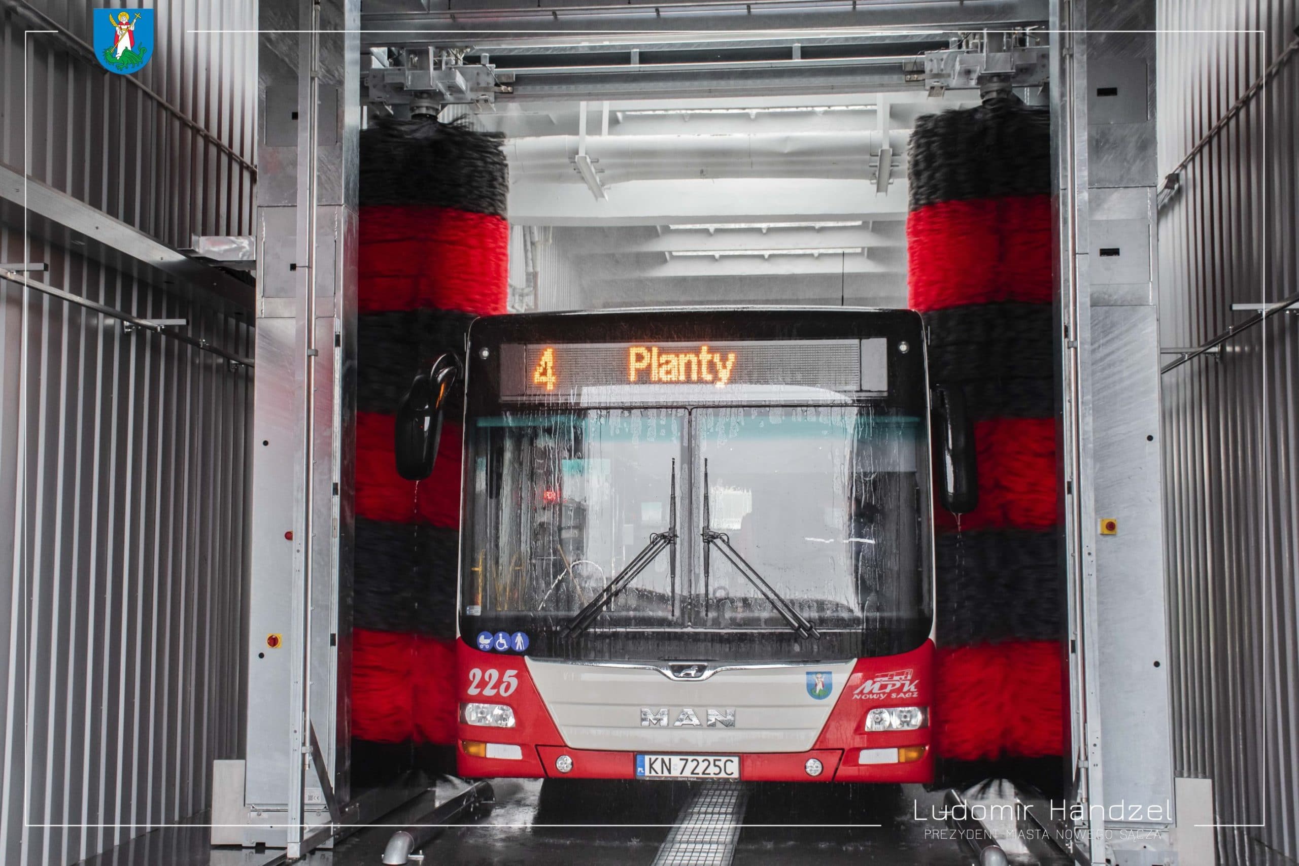 Infobus - Włocławek inwestuje w zaplecze techniczne. KPTS buduje myjnię dla autobusów