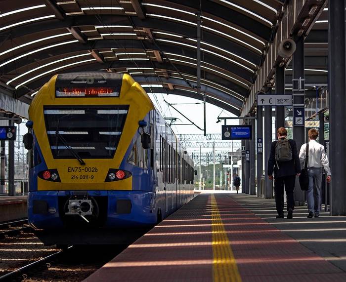 Inforail - Koleje Śląskie ogłosiły przetarg na naprawy P5 elektrycznych zespołów trakcyjnych EN75