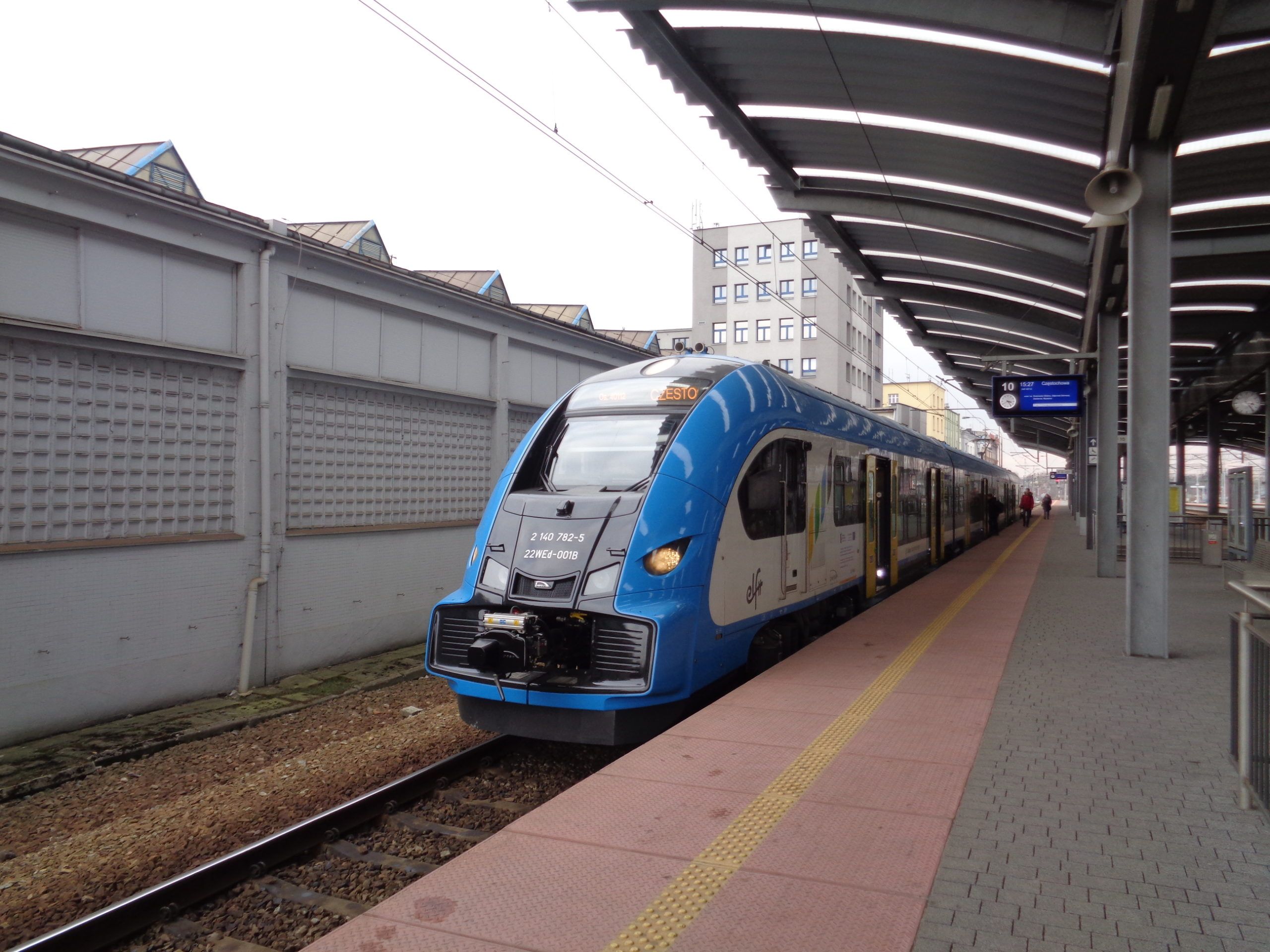 Inforail - Koleje Śląskie szukają nowych maszynistów. Co oferują?