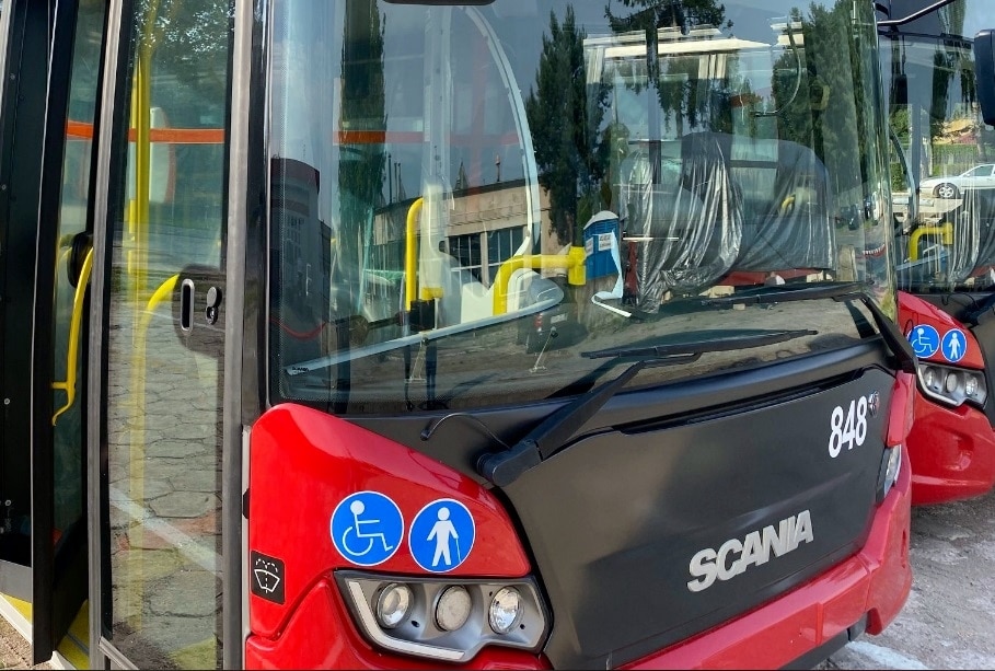 Kolejne Scanie we flocie MZK Jelenia Góra. Po Warbusie