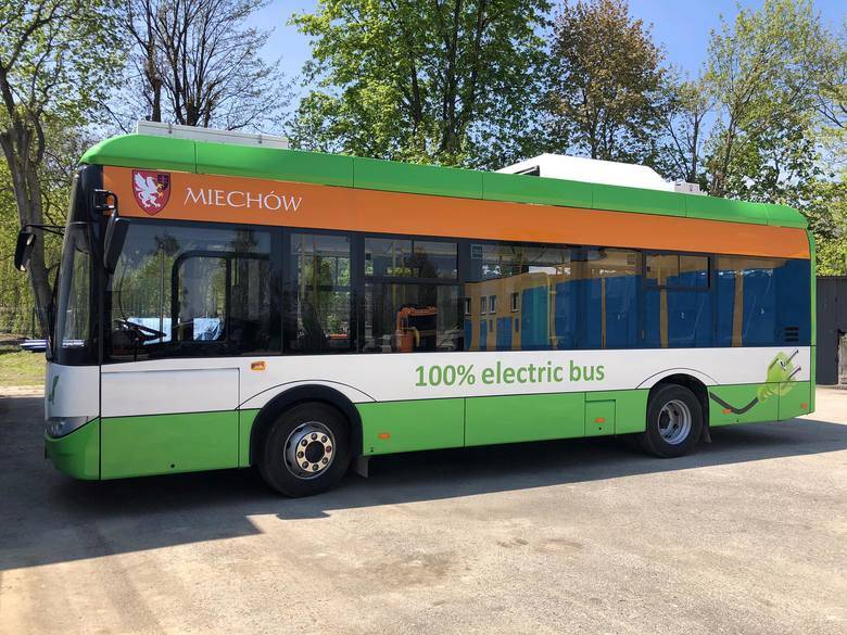 Infobus - Miechów zatacza autobusowe koło i wraca do korzeni. W przetargu na dwa elektrobusy