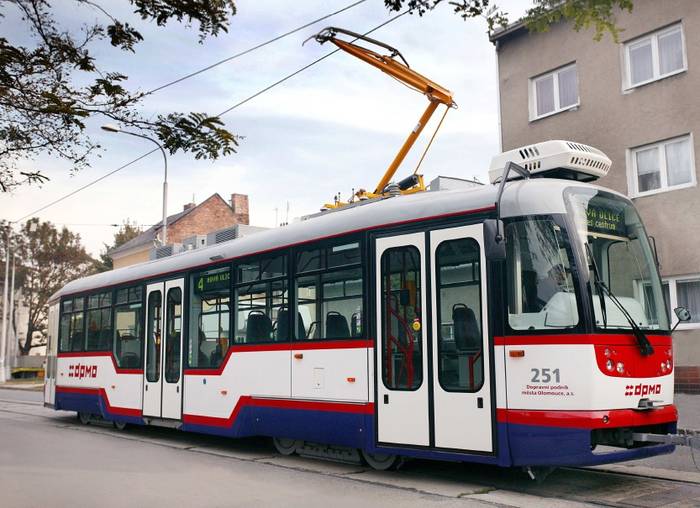 Dopravní podnik města Olomouce (DPMO) ogłosił przetarg na zakup nowych tramwajów w ramach projektu odnowy taboru miejskiej komunikacji zbiorowej w Ołomuńcu.