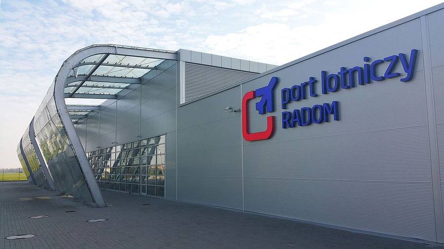 Warszawa-Radom zyskuje na znaczeniu – port obsłużył ponad 13 tys. podróżnych