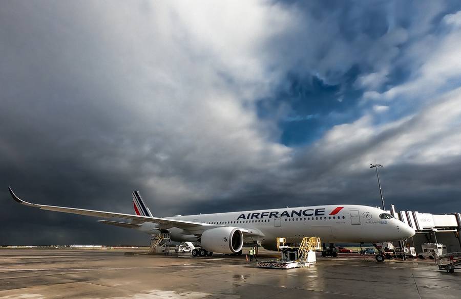 Strajk kontrolerów lotów we Francji. Loty do Polski zagrożone odwołaniami i opóźnieniami