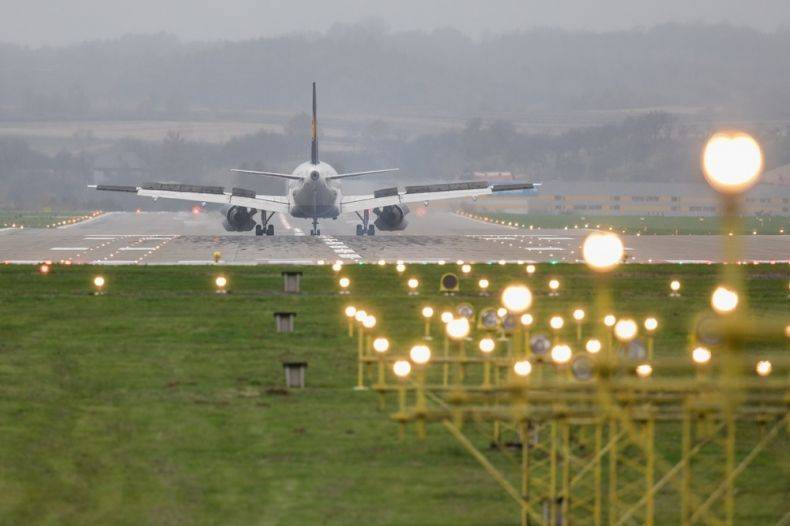 Kraków Airport: nowy ILS działa od 1 października. CAT II w 2027 roku