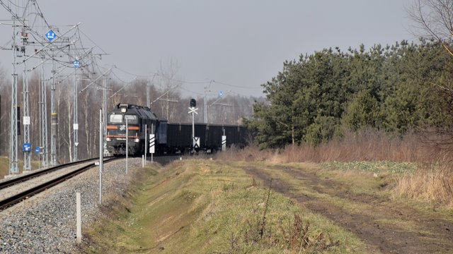 Csm Pociag Towarowy Na Zmodernizowanej Linii Kolejowej Czestochowa Wyczerpy Chorzew Siemkowice Fot. Marek Styczynski 8186b4322f