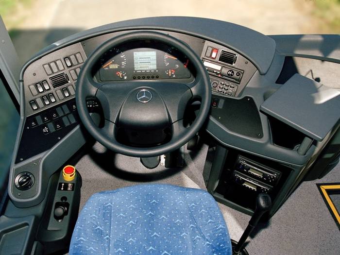 Mercedes-Benz Intouro 
