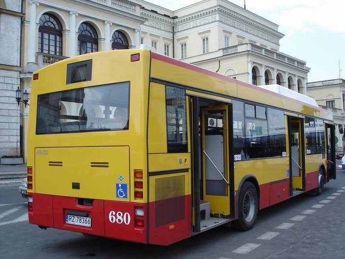 Rzeszowski gazowiec w Warszawie